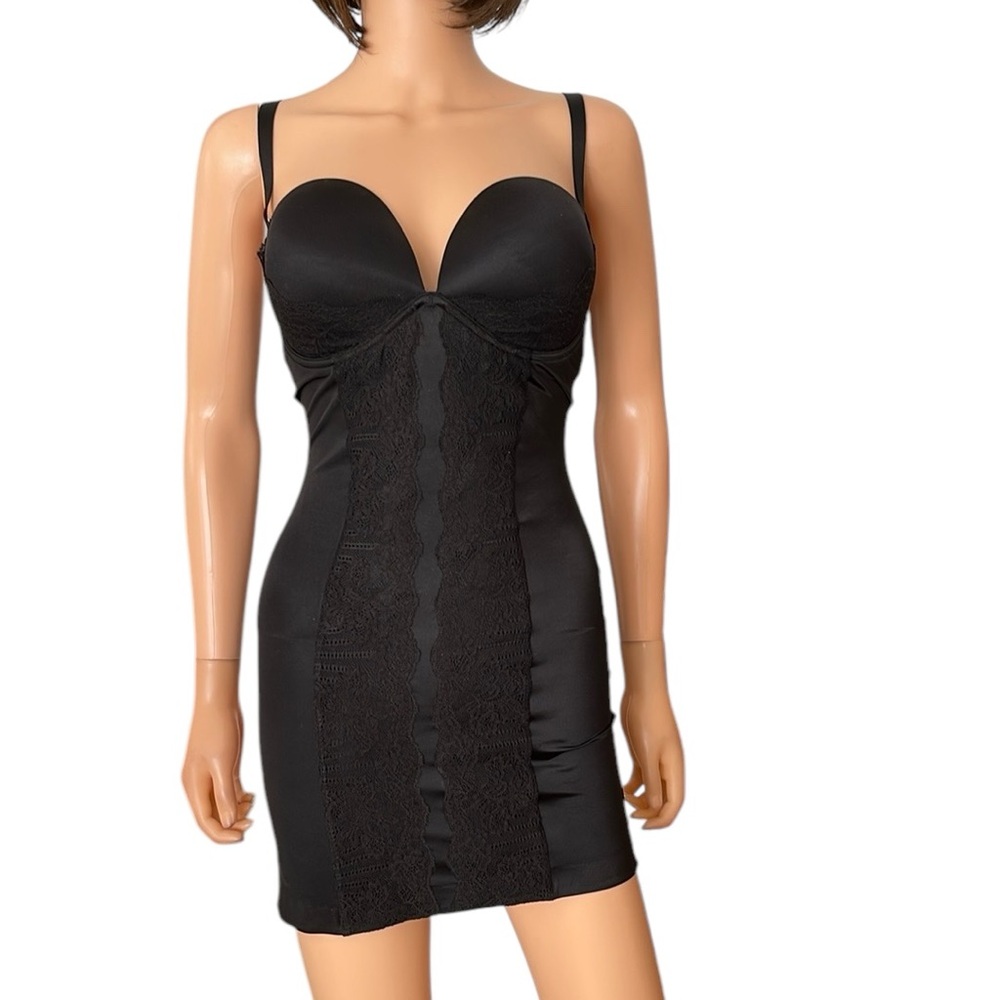 NWOT Victoria's Secret Power Figure Convertible Shaping Slip Size 36D